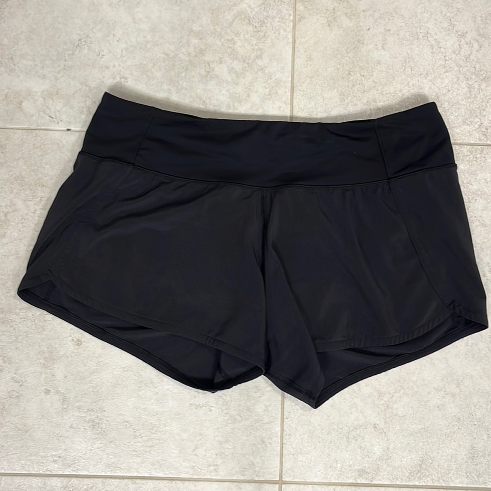 Lululemon speed up short 4”